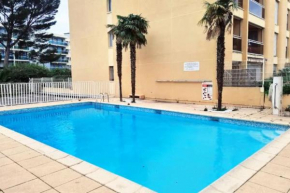 Plage 300m ! Piscine, terrasse, calme et central